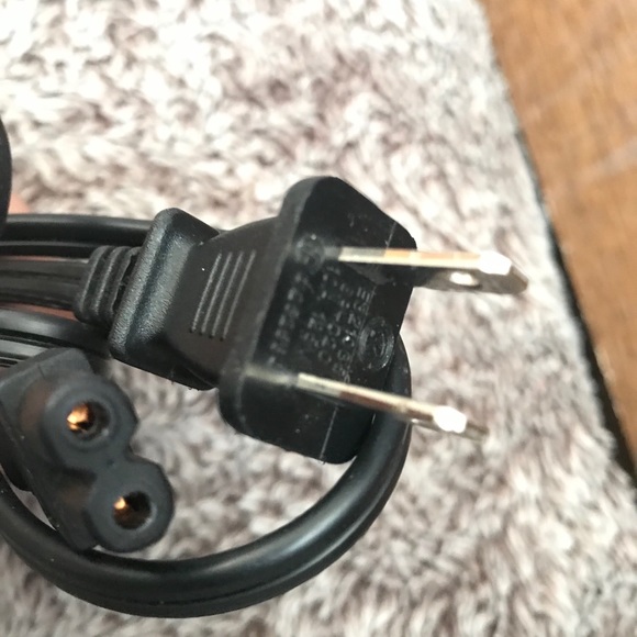 Small Insignia TV - Picture 11 of 11